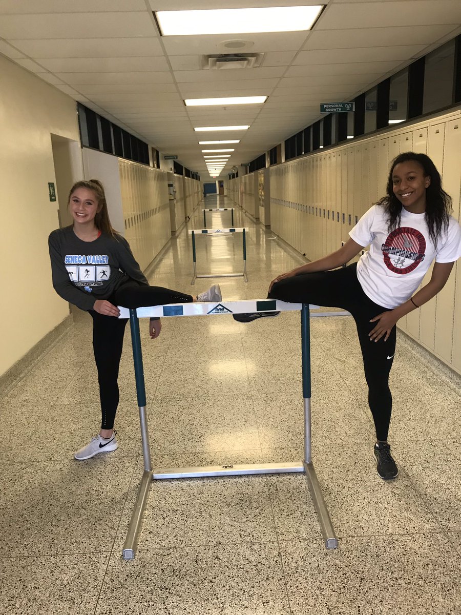 PRTrackField's tweet photo. HS athletes volunteering at the Middle School Track Clinic! https://t.co/KdVpYMWS79