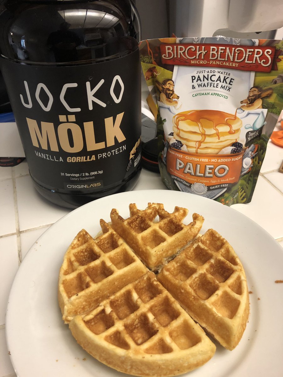 mattweppler's tweet image. Vanilla Gorilla mixed into my Paleo waffle! Don’t even need artificial sweetener now! @jockowillink #molk