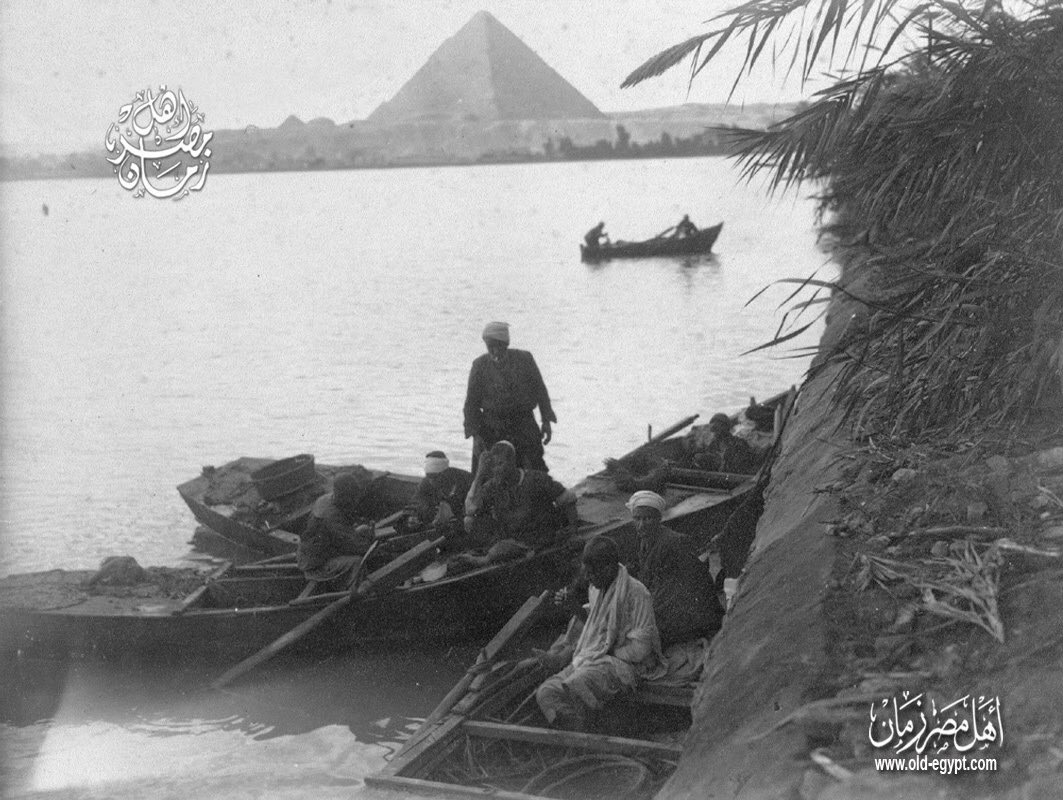 صورة من مصر التي لم ترها أعيننا - مياة النيل تعانق أهرامات الجيزة سنة 1927
#سأدعم_سياحة_مصر 
#القاهرة_مع_ابو_لين