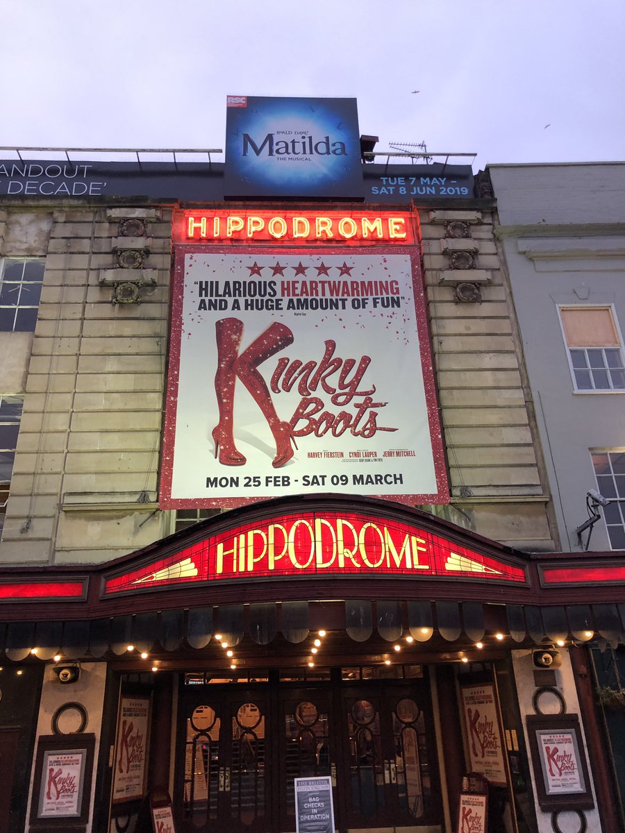 Back at the factory <a href="/KinkyBootsUK/">Kinky Boots UK 👠</a> excited to see <a href="/challennn/">Charlie Allen</a> as Lauren tonight and our caterpillar 🐛 👠 <a href="/KayiUshe/">YEUKAYI USHE</a> <a href="/BristolHipp/">The Bristol Hippodrome</a>