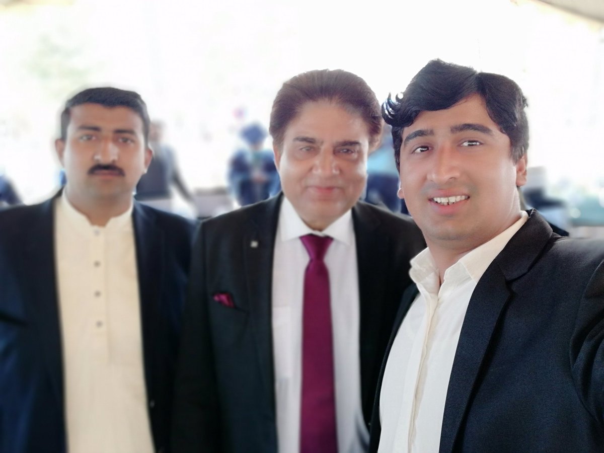 SyedUHS_Qureshi's tweet photo. #ChKhalidJavedWarraich
#PTI #UHS
#ISPMultan https://t.co/qR5VLdX98p
