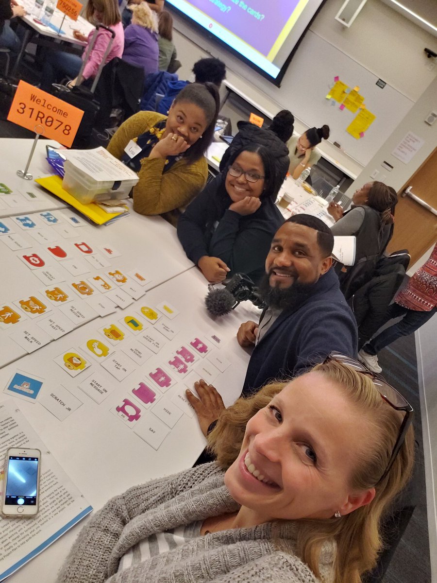 The @Ps78Stapleton #sepjrnyc team crushed our @ScratchJr block sort! @jcps78 @CSforAllNYC @NYCSchools @learningdrive @District31R @ValerieBrock24 #saturdayvibes #neverstoplearning #extraraffletickets #notcompetitive 🤣🤣🤣@AndreDHarrison