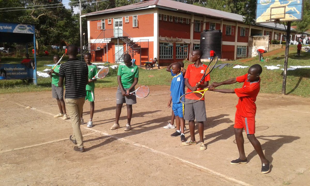 ClubMaseno's tweet photo. The session we had at Maseno School was really fruitful, we thank them for their continued support to their students https://t.co/s6GPoCT0p4