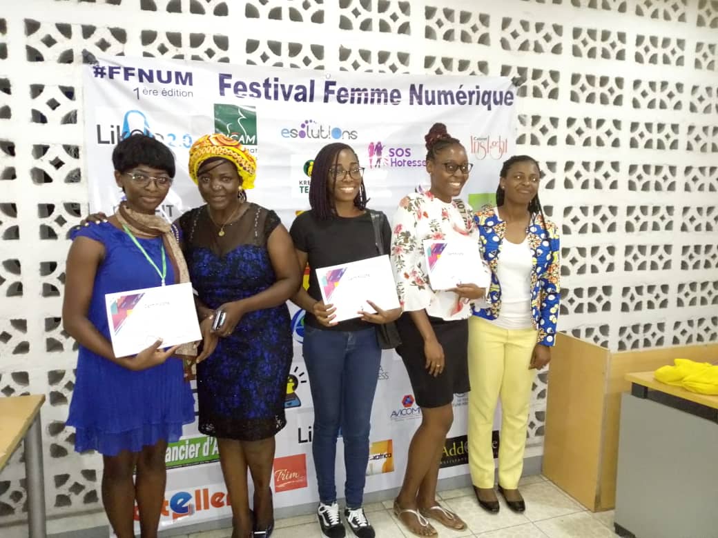 AfricanWITS's tweet photo. 1ere édition du festival femme numérique 2019 à Douala .
💪👌Objectifs atteints au dessus des prévisions en terme de participantes aux ateliers/ challenges et partenariats par African Women In Tech Startup - AfricanWITS
#FFNUM
#FFNUM2019
#Africanwits
#Autonomatisationfemme https://t.co/TUmhmr3hKm