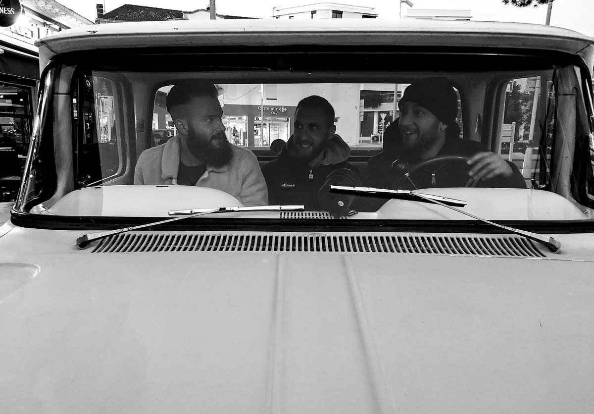 CaciDoux's tweet photo. Plaisirs auto #grosseauto #mecanique #pickup #cox affaire à suivre sur instagram: @cecidoux https://t.co/HpSS3ASS46