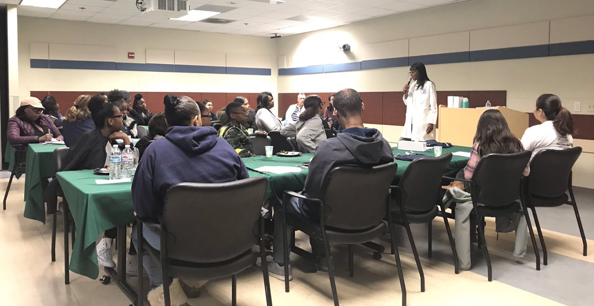 KPWestLA's tweet photo. Today marks the kick off of our annual #HippocratesCircleProgram that mentors underserved students for careers in #Healthcare! #kpwlacares #kpcares https://t.co/SF4WAU8dXA