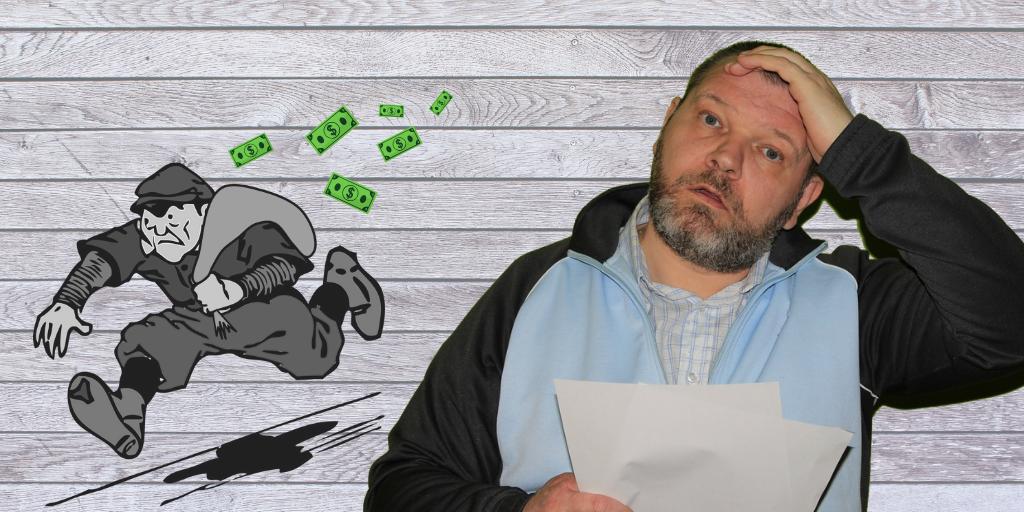 doorsystems_inc's tweet photo. Companies that overcharge DO NOT have your best interest in mind! 😡 Save money by getting multiple quotes! 💵 #badbob #steal #save #money https://t.co/Aaab47AdE4