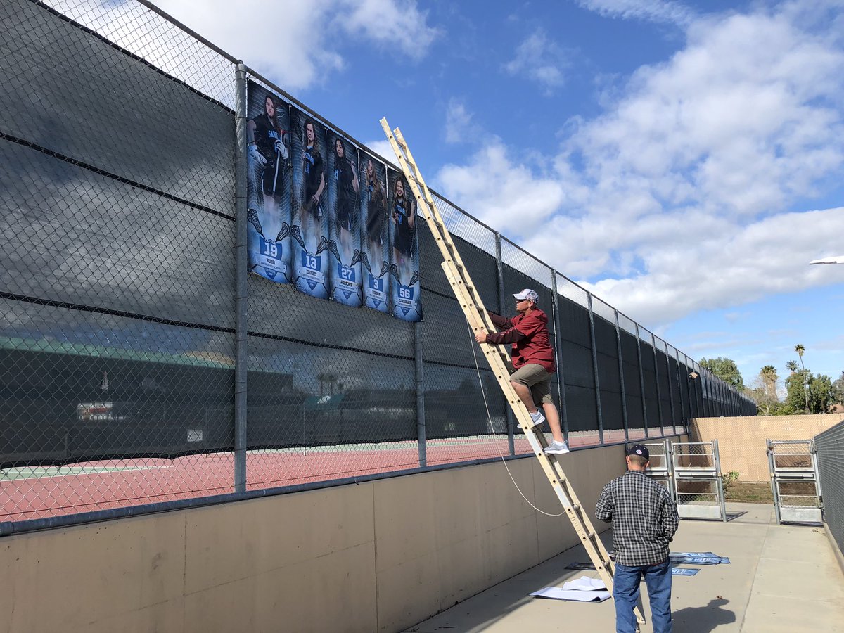 sharks_girlslax's tweet photo. Banners going up ✅ @FocalInstincts thank you for making our girls look so fierce 💪🦈🥍 https://t.co/QixFQcoc6w