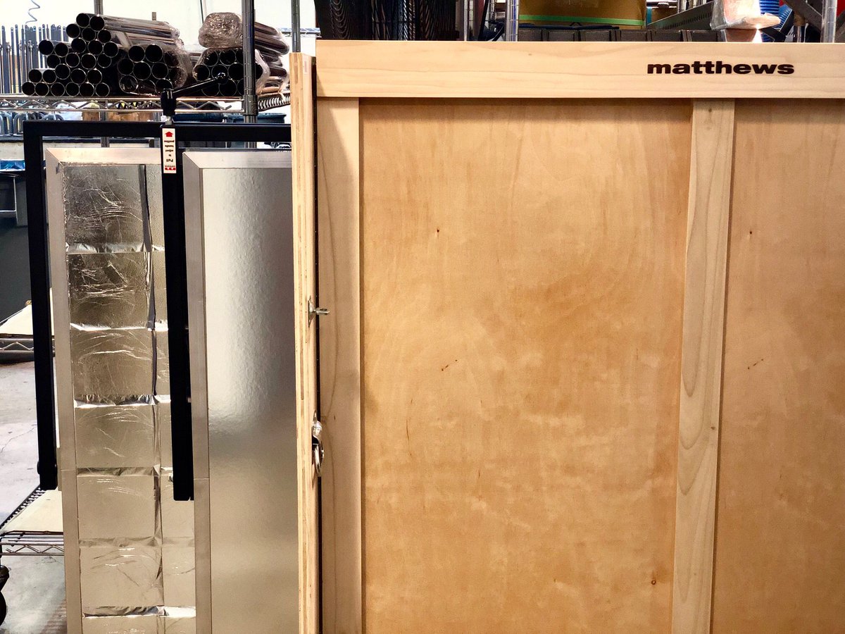 MatthewsGrip's tweet photo. Reflectors in a Matthews reflector box. Protect your investment 👍🏼💯🔥🎬
-
#reflectors
#reflectorboard
#reflectorbox
#shineonyoucrazydiamond
#matthewsgrip https://t.co/Xmgvd1cTmw