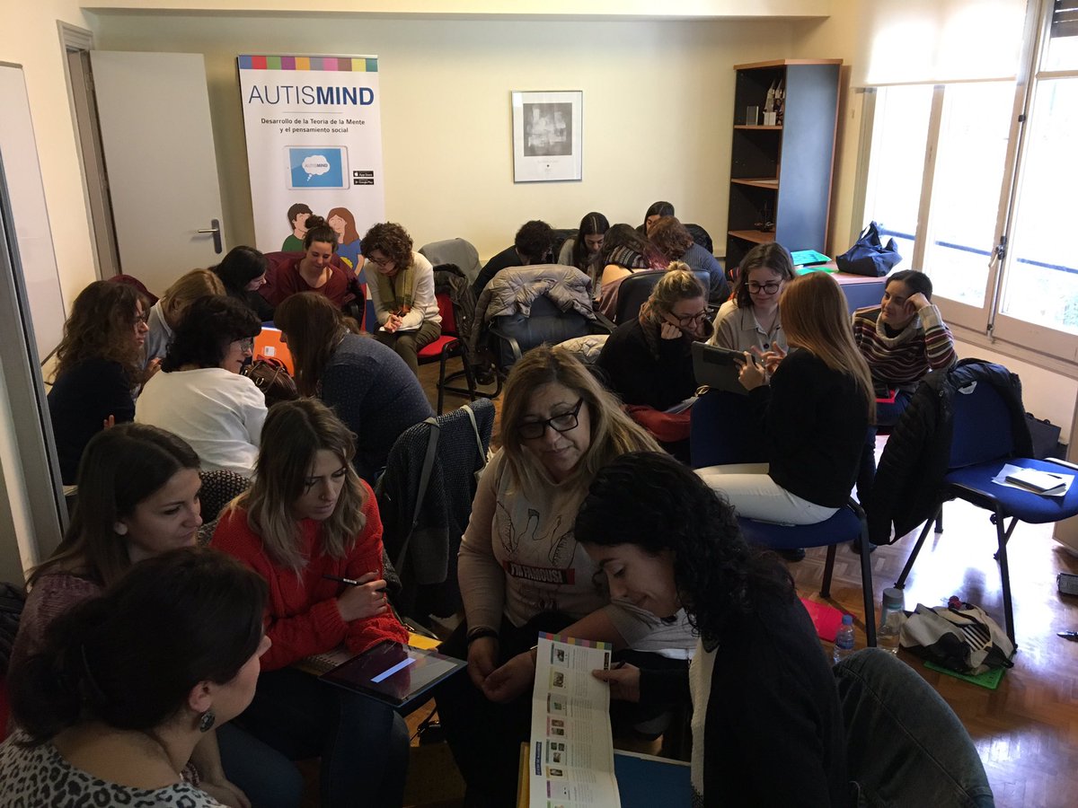 AlexEscola's tweet photo. Hoy 4rto taller de Nuevas Tecnologías y TEA; esta vez sobre lenguaje, comunicación y SAAC con aforo completo! #AutisMIND #abaplanet #proloquo2go #grid3 #Conectea #toontastic3D #SoyVisual #ArticulationPro #creappcuentos #speackuptoo #singingfingers #hablandoconNok y muchas más! https://t.co/s58L1pHTEb