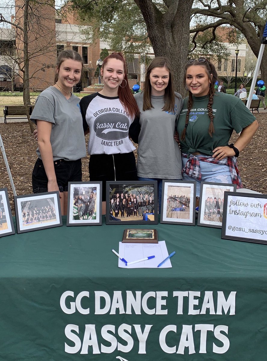 GCSassyCats's tweet photo. Had so much fun meeting the incoming freshmen who expressed interest in joining our sassy family! Stay tuned for information about next season! https://t.co/ZzQB84yvr6