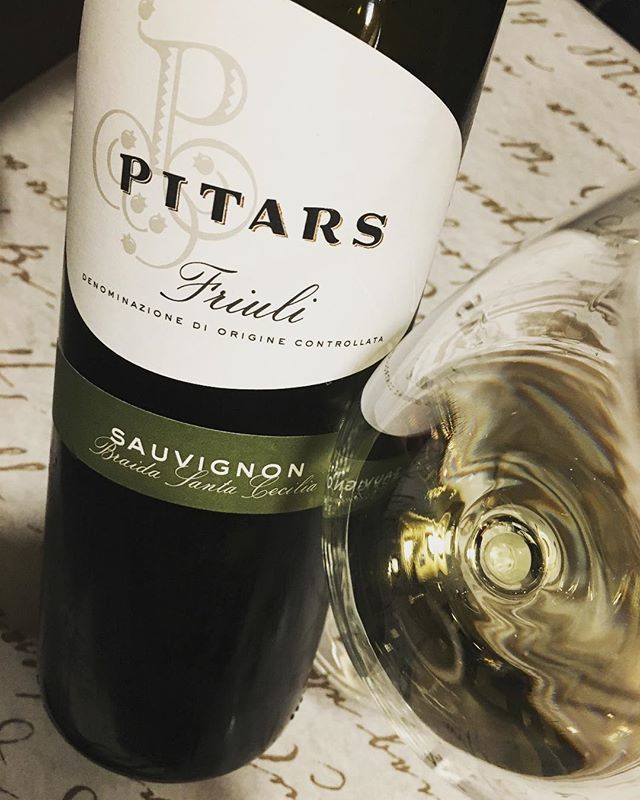 enotecaria's tweet photo. This 100% #Sauvignon from #Pitars is fantastic. 
#sauvignon #wine #friulidoc #friuliwine #pitars #pitarswines #whitewine #pitarswinery #enotecaria https://t.co/ic35D4DVHL https://t.co/wZoG9JJTVf