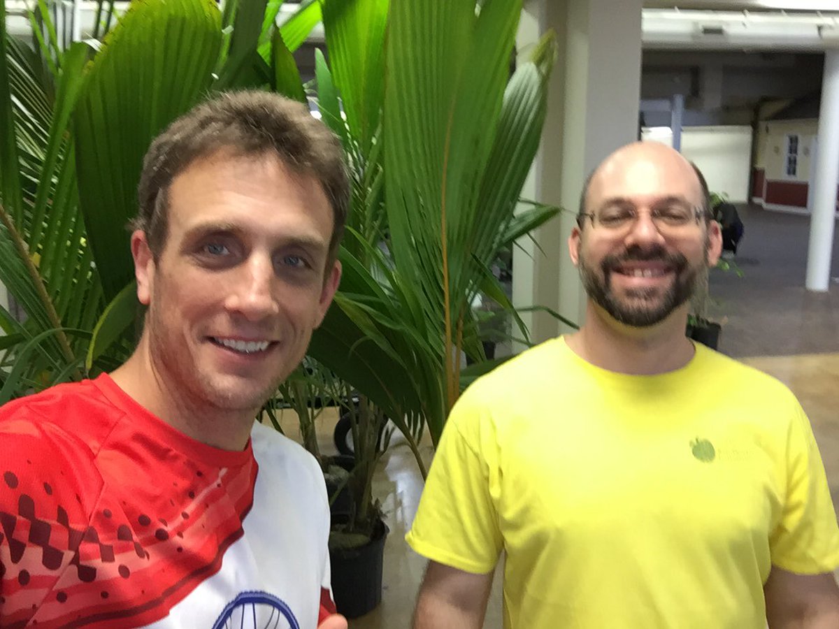 EricDeSimone's tweet image. At #rarefruitcouncilinternational #rarefruittrees thank you Michael for tour and education #palmbeachchapter