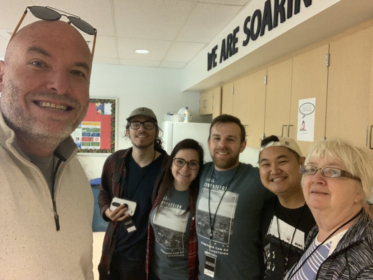 bubba_greg's tweet photo. Serving families in need at local schools at Eastside’s survey at locations all over Orange County. My heart is so  today. #serve #OrangeCounty #eastsidecc https://t.co/q7TFUDAWIH