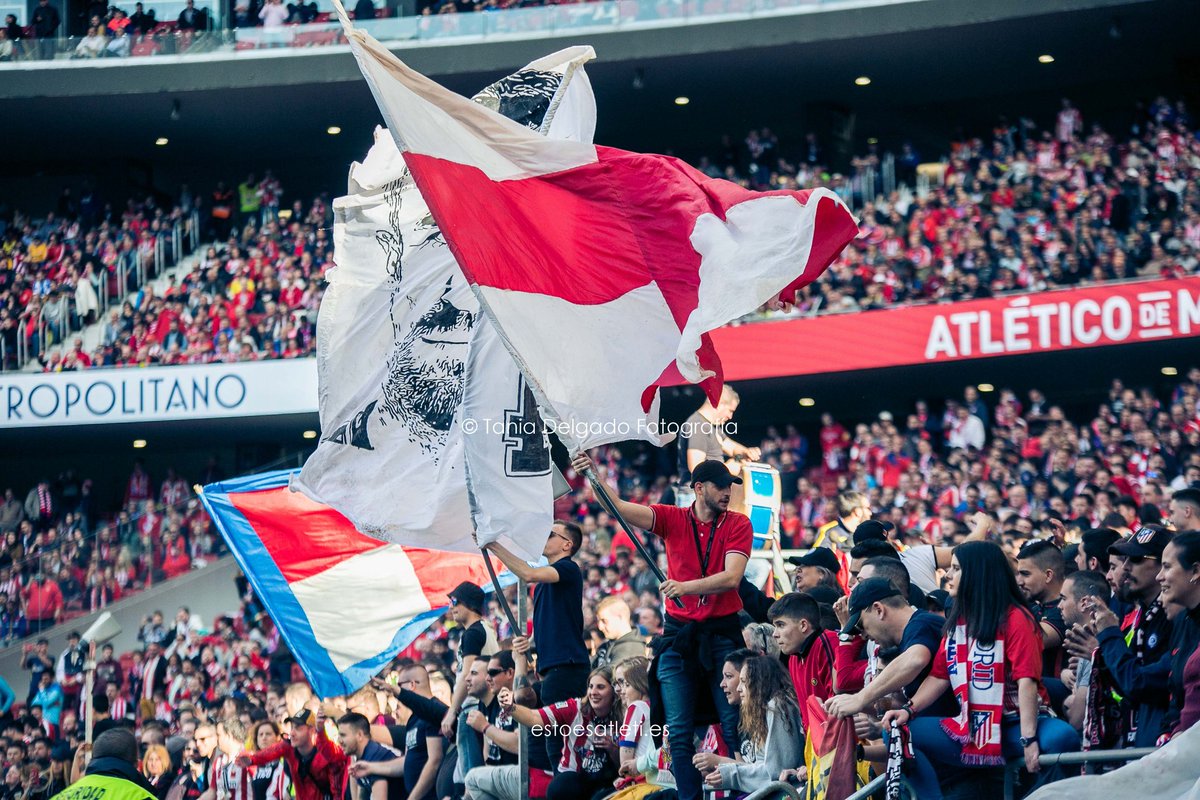TD_Fotografia's tweet photo. #FondoSur del Calderón, yo de ti me enamoré... 🇵🇪🇵🇪🇵🇪
#AtletiLeganés #LaLigaSantander #FA https://t.co/4DNq0BYstn