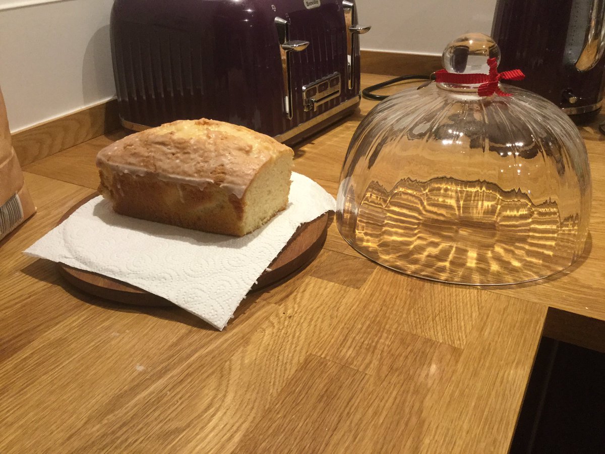 Angelacb14's tweet image. At approximately 6.30pm I decided to make &amp;amp; bake the packet bought sourdough bread mix that I found in the back of the cupboard
Its now 10.15pm and it is still in the oven🙄😴. #takesforever #BetterBeWorthIt

Also made a lemon drizzle while the above was on its first ‘Prove’