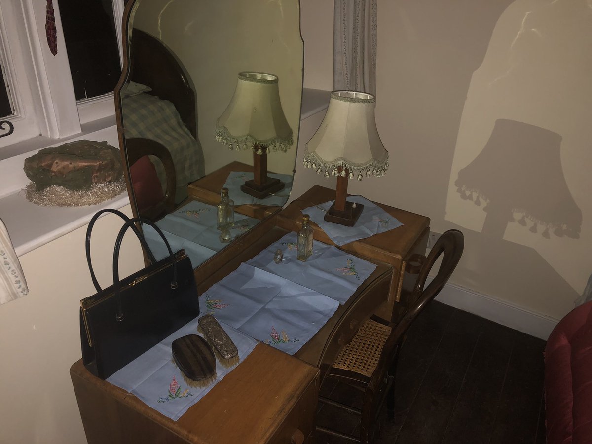 EMAcreatives's tweet photo. Upstairs now in the first cottage. I’m sure it’s not helping having this place set out in period furniture. A small girls laugh has just been heard😬. Why’s it always a small girl??? #paranormal #manorfarm #childghost https://t.co/mgZpqWcZKz