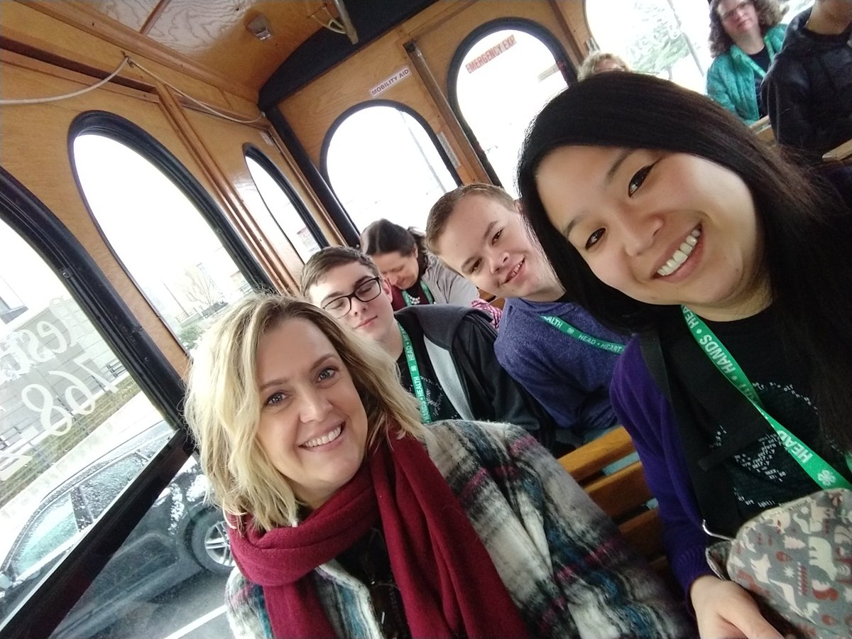 JoCoKs4H's tweet photo. Our goal isn't to just push everyone into #ComputerScience, it's to enable youth with tools and skills to pursue their #passion with #STEM. #CSPathwayConference #KS4H #4HforAll https://t.co/JmNi6M9v7C