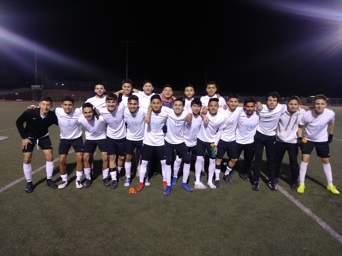 wichin33's tweet photo. Back to back 1-6A District Champions for Socorro Boys Soccer. Two games left to prepare for playoffs.  Senior Night this Friday at 7 pm.  #CarpeDiem #SHSFLAGSHIP @Fchavezeptimes @SHSflagship @AHernandez_ADM @SISD_PR @GaryG_SISD @ https://t.co/YYSquUq541