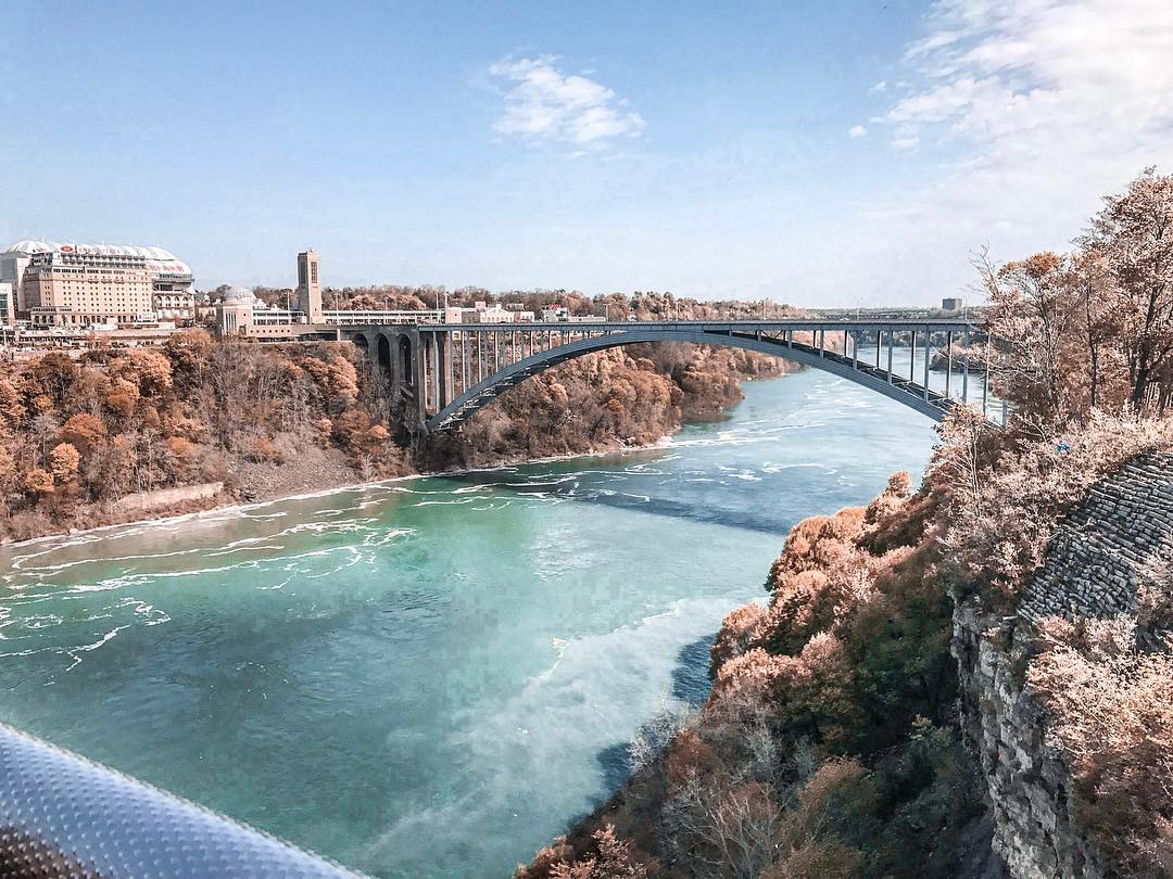 PlacesToGoTV's tweet photo. ๐ถ@placestogotv
๐ Niagara Falls is famed both for its beauty and as a valuable source of hydroelectric power
๐ธ@_vercation_
#love #travel #NiagaraFalls #Canada #NewYork #traveldestinations #tourism #naturephotography #travelphotography #travelgram #placestogotv https://t.co/8t7ne9mhrj