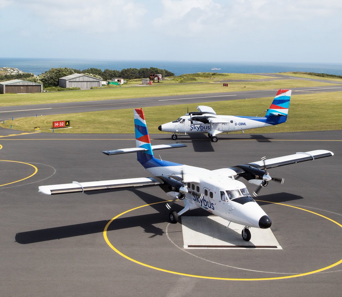 IOSTravel's tweet photo. From City to Island, the new Flybe Heathrow – Newquay route meets many connecting flights to make the connection to the Isles of Scilly simple.
#FlyScilly #FlySkybus https://t.co/5Y8MJpe8Bf https://t.co/IbETDMnJAc