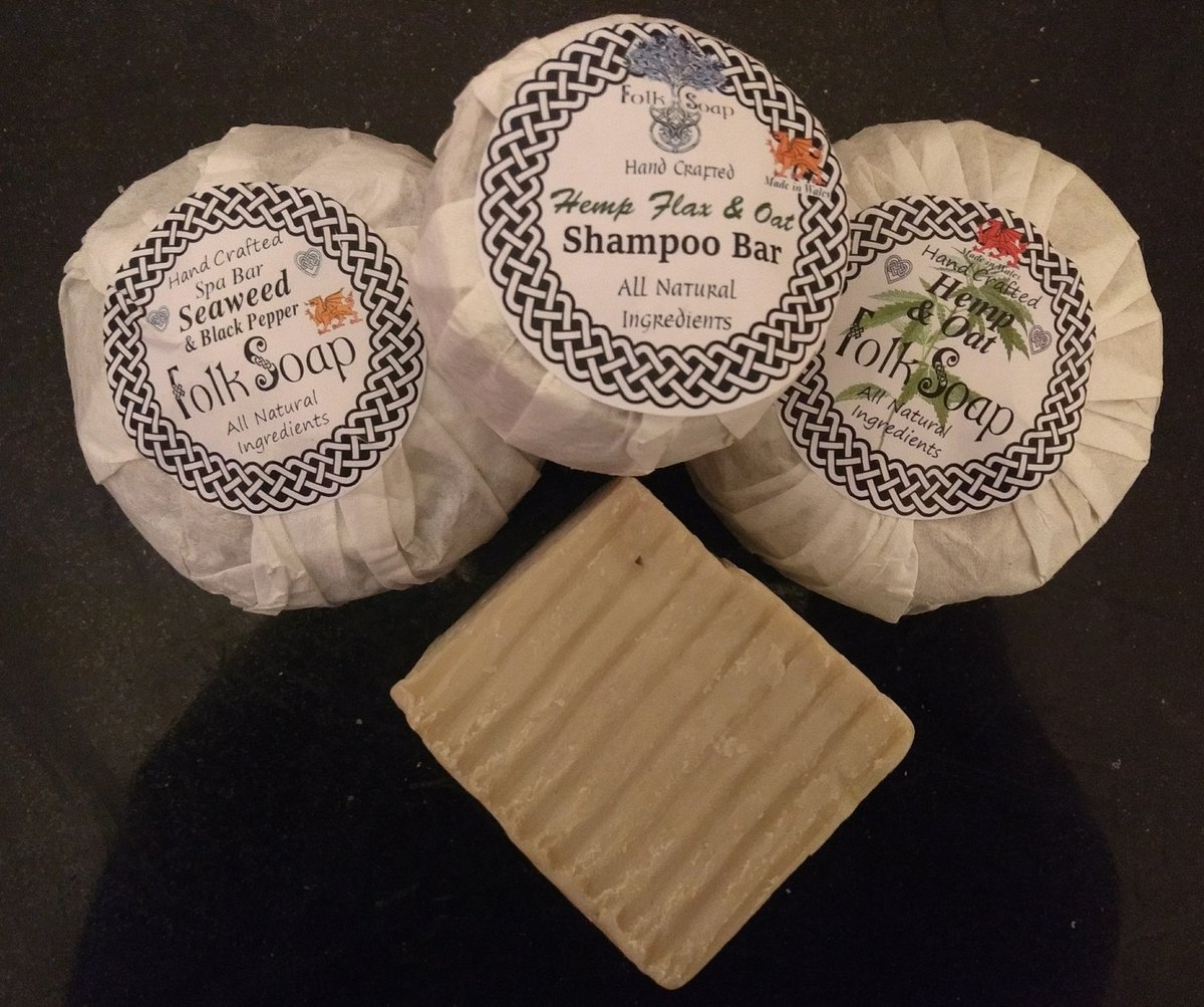 Trying to reduce your plastic useage is made easier when you have such viable plastic free alternatives as those sold by @folksoaps. Spent ages sniffing all the body soaps, shampoo bars and dry shampoo, and talking to the lovely lady at their stall today at <a href="/MumblesMarket/">Mumbles Market</a>!
