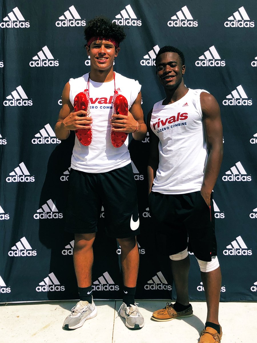 michellemarie32's tweet photo. Proud of these boys today at the Adidas Rivals combine 👌🏽💪🏽 #recruit941 #AMPAthletics #improve https://t.co/1LwLWb5vdO