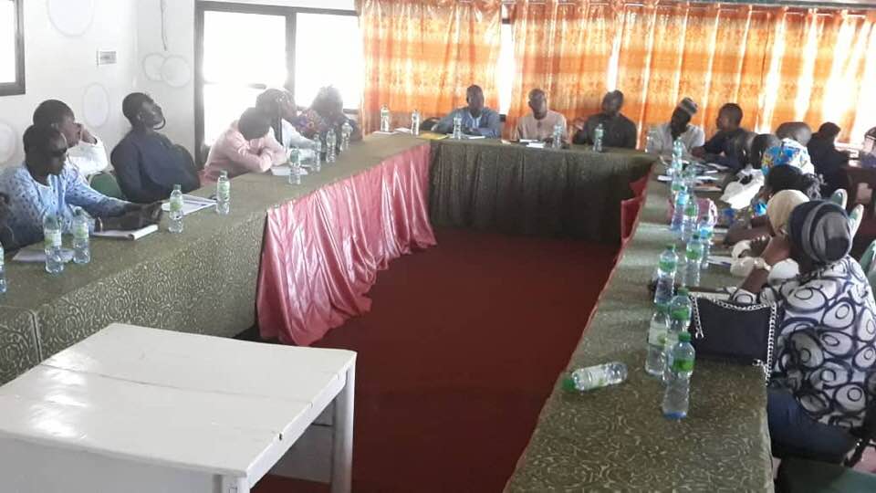 COCOGEP1's tweet photo. Une formation a été organisée ce samedi 9 mars 2019 pour renforcer les capacités des agents responsables de l’état civil des communes de Diossong, Niassene et Diagane Barka. Cette session a été animée par le Président du tribunal de Foundiougne. @OSIWA1  @COCOGEP1 @gayemalick100 https://t.co/6rrkqpB9SD
