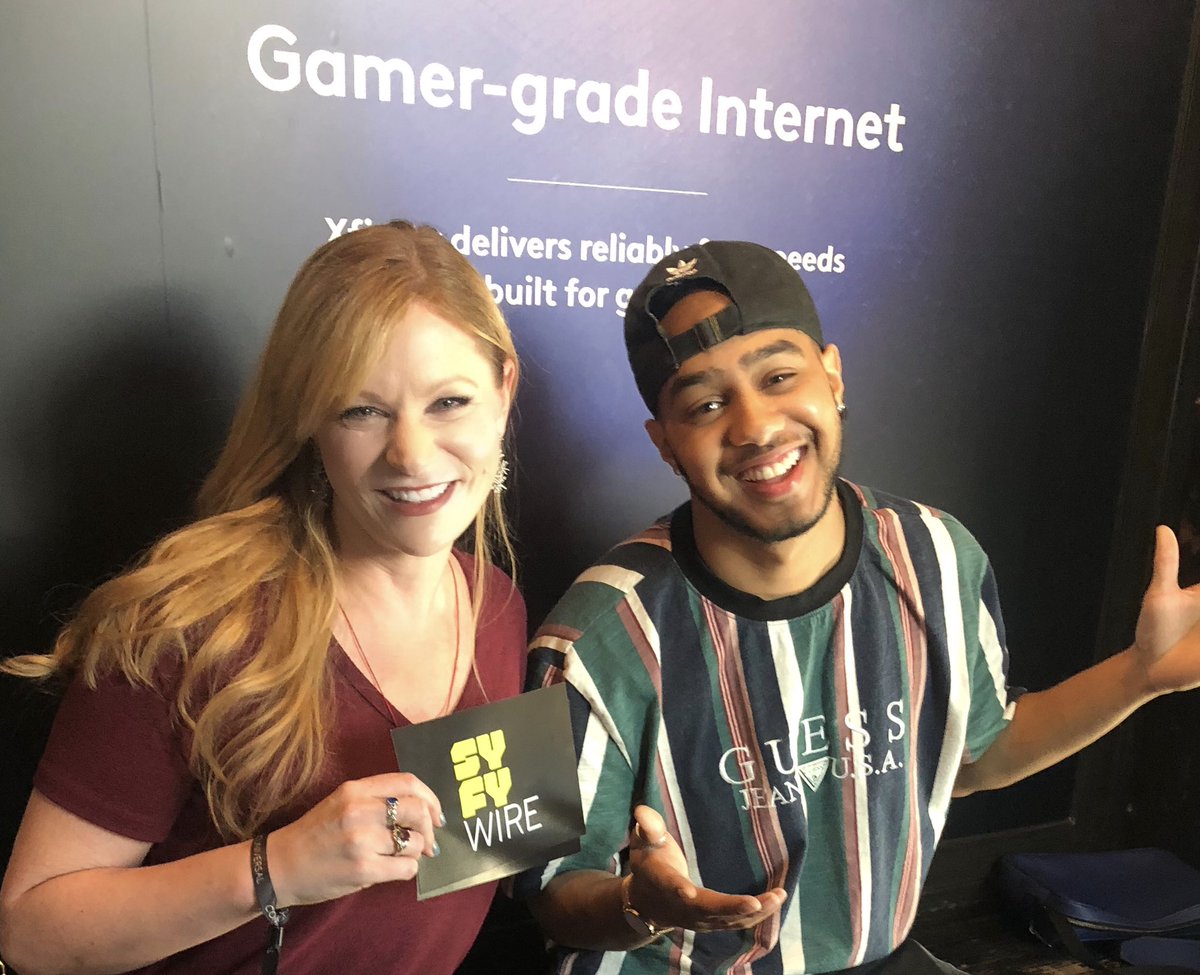 JennaBusch's tweet photo. Chatting with @Azerrz at the #comcastnbcu house at #SXSW #azerrz https://t.co/DEDyd6xw24