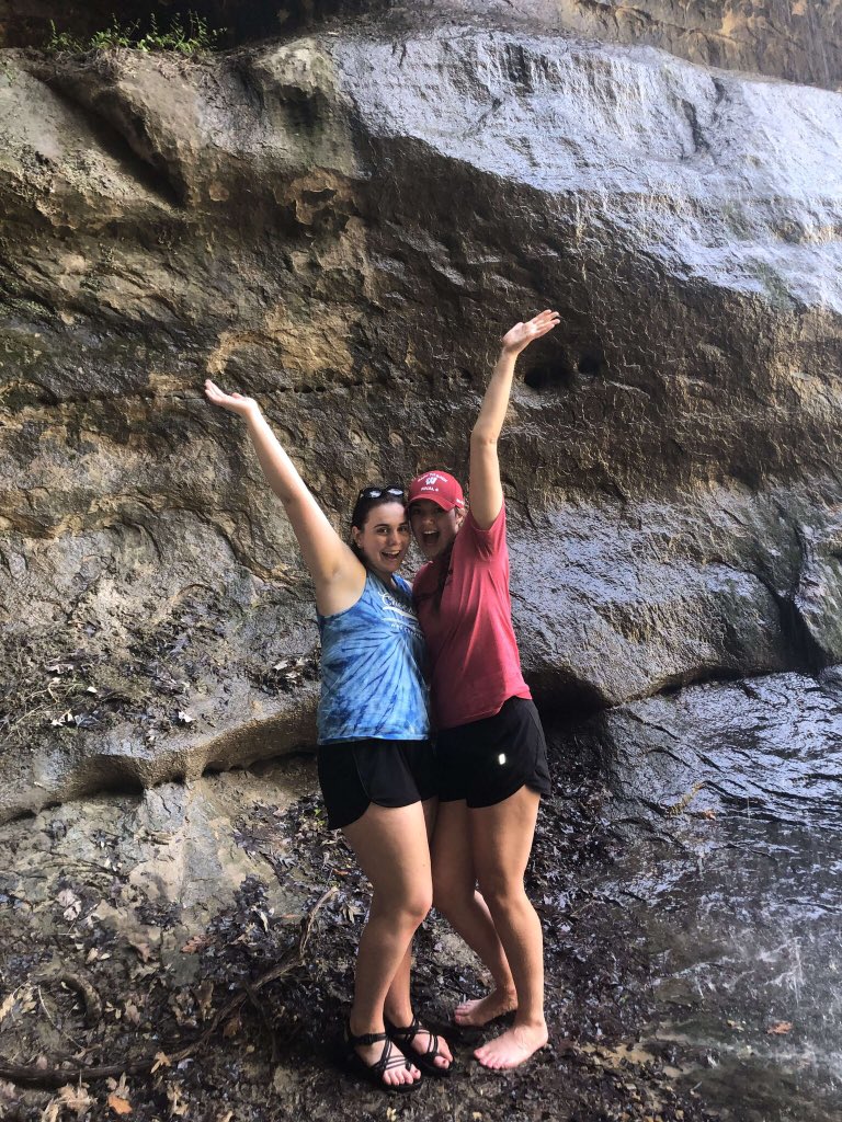 KayciaZimmerman's tweet photo. happy friendiversary 🤪 i love n miss you 💗 https://t.co/D1qjpLRN3N