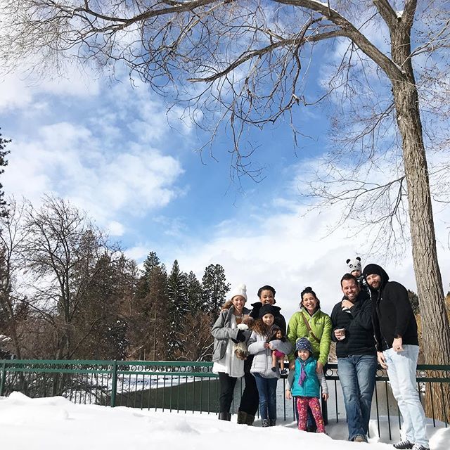 SimpleBirdie's tweet photo. Great friends in beautiful places 😌 https://t.co/EKFJ15EDq4