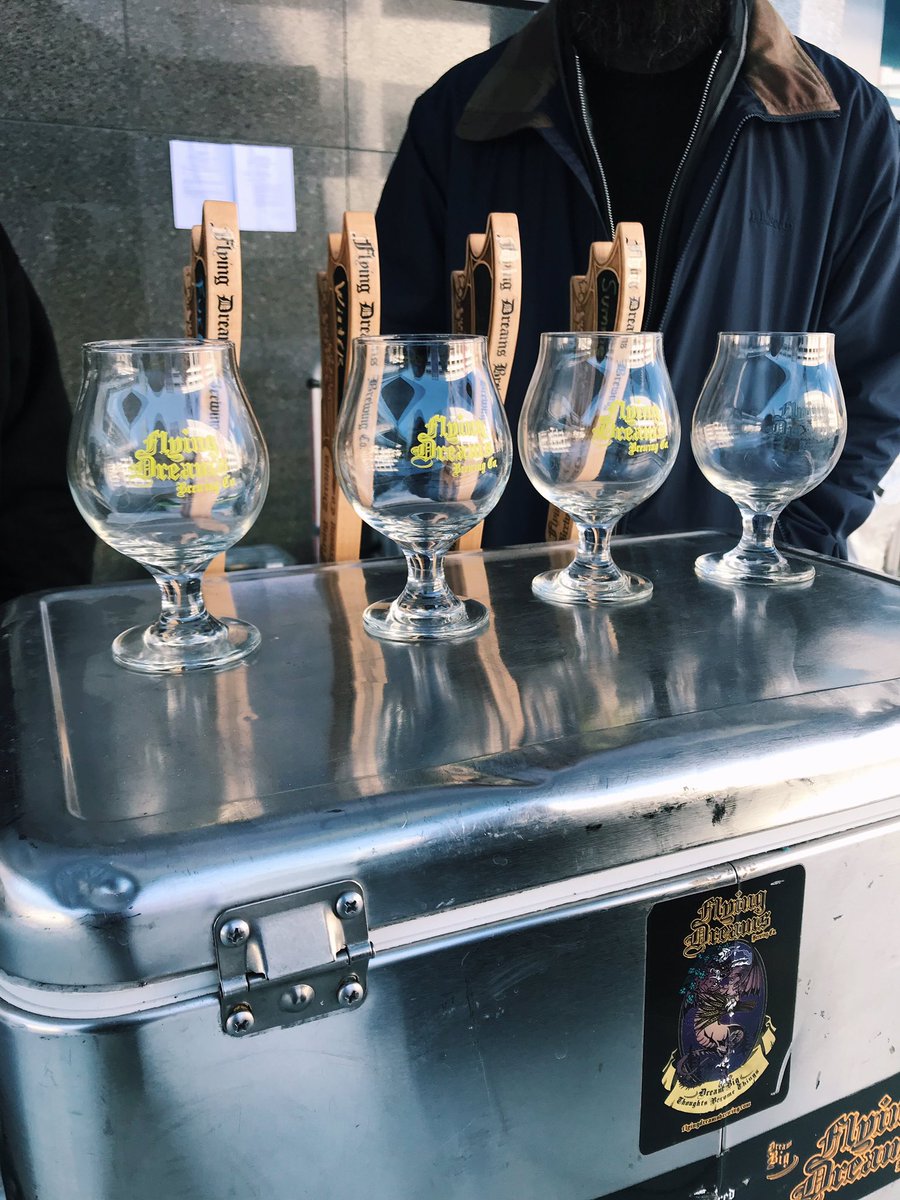 .<a href="/FlyingDreams15/">Flying dreams</a> keeping the people hydrated! #WorcesterWinterFest