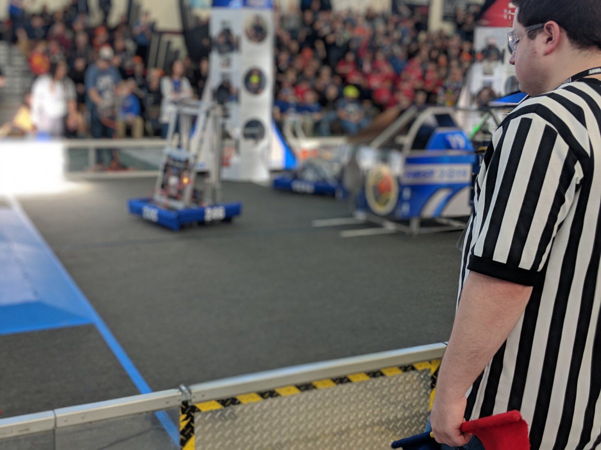 In the midst of all the action on the field we'd like to thank all our volunteers for thier hard work so far this weekend!!!

#SEMA #omgrobots #DESTINATIONDEEPSPACE #morethanrobots #WeAreNE #NEFIRST