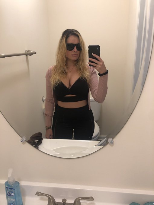 #teaganpresley #SaturdayVibes https://t.co/QoMPHRzESY<a href="/tag/teaganpresley"class="tags">#teaganpresley</a><a href="/tag/saturdayvibes"class="tags">#SaturdayVibes</a>