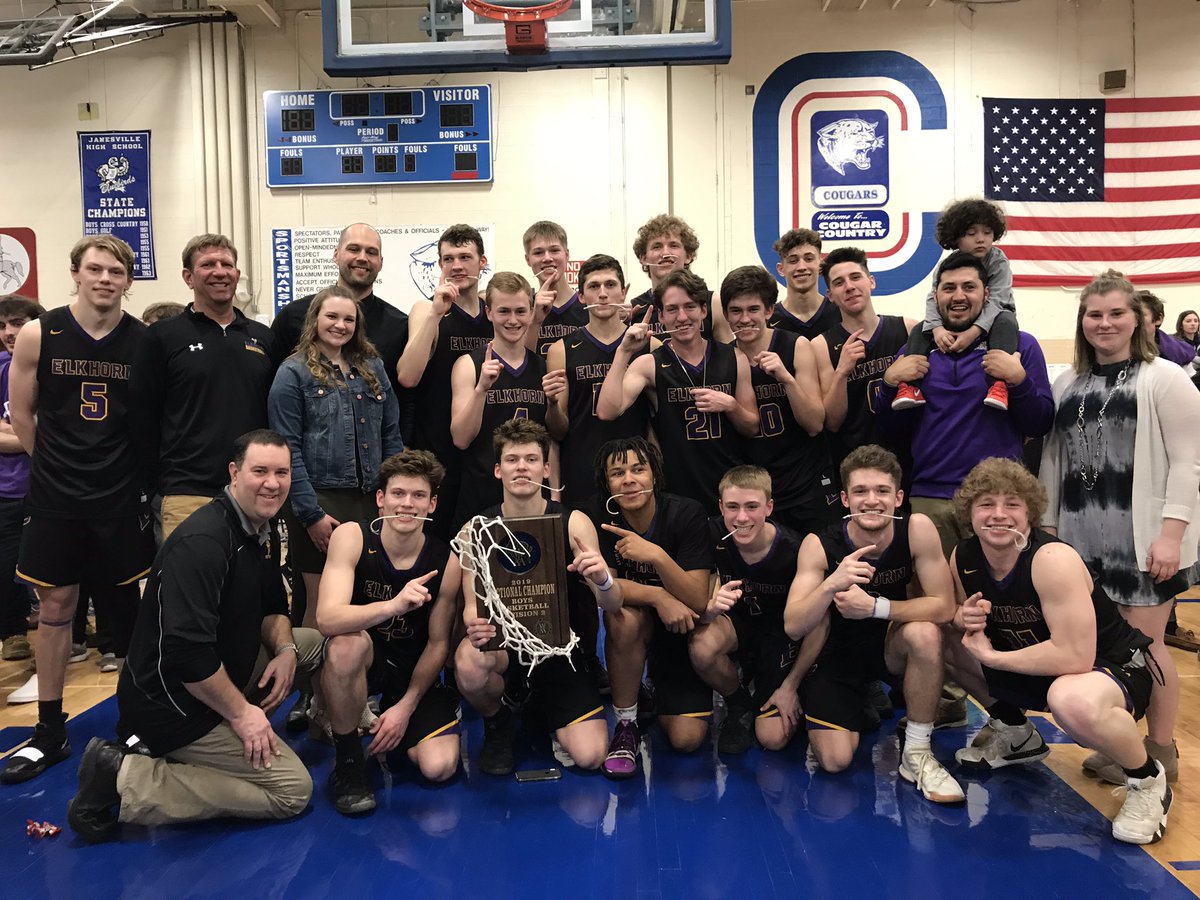 EAHSBoys's tweet photo. ELKS ARE SECTIONAL CHAMPS! #eahsgo #goelks #1Herd #wisbb https://t.co/04ySXB7dS4