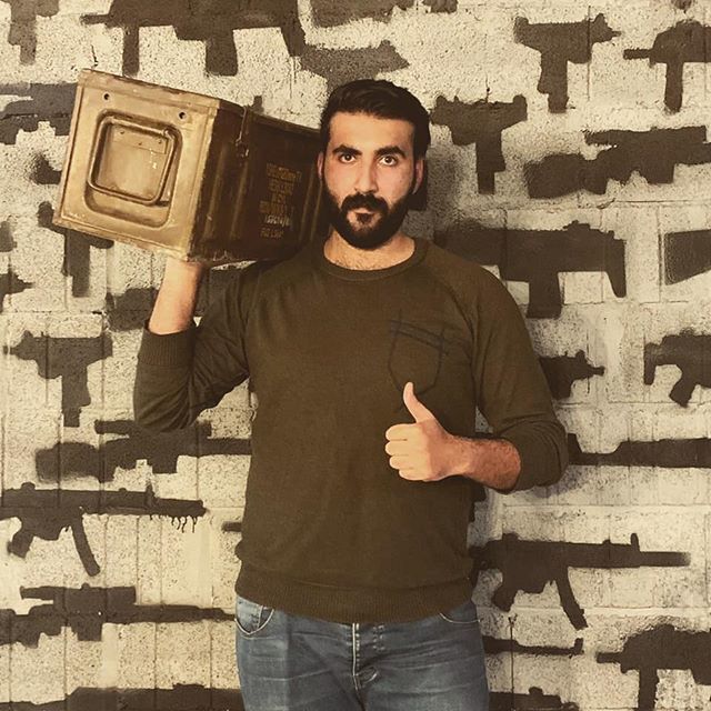 sefo93's tweet photo. مجرم حرب 😂🤘
#هم_شايفين_حرب https://t.co/KvC8Va7qdh https://t.co/t6oW0sJQD6