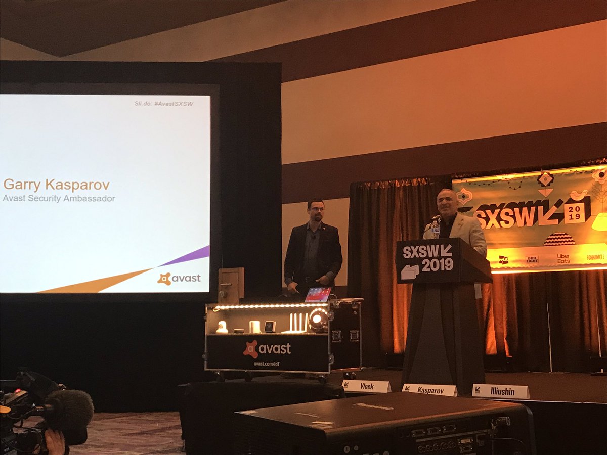 AI is neither a harbinger of dystopia nor utopia. It’s a tool which can be used to enhance own human intelligence. Lessons from Gary Kasparov as we think about how we can bring man and machine together to make #BetterDecisionsFaster #SXSW #OMDSXSW