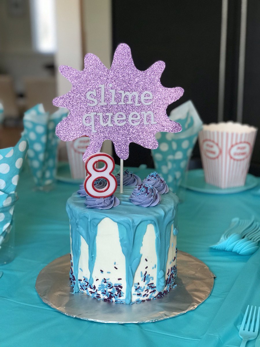 AngCengarle's tweet photo. Slime party time!! Happy Birthday Dani! Love you! Xo 💕 
#happybirthday #slimeparty #slimecake #slimecakes #birthdaycake #cupcakes https://t.co/UDnyzsMNkt