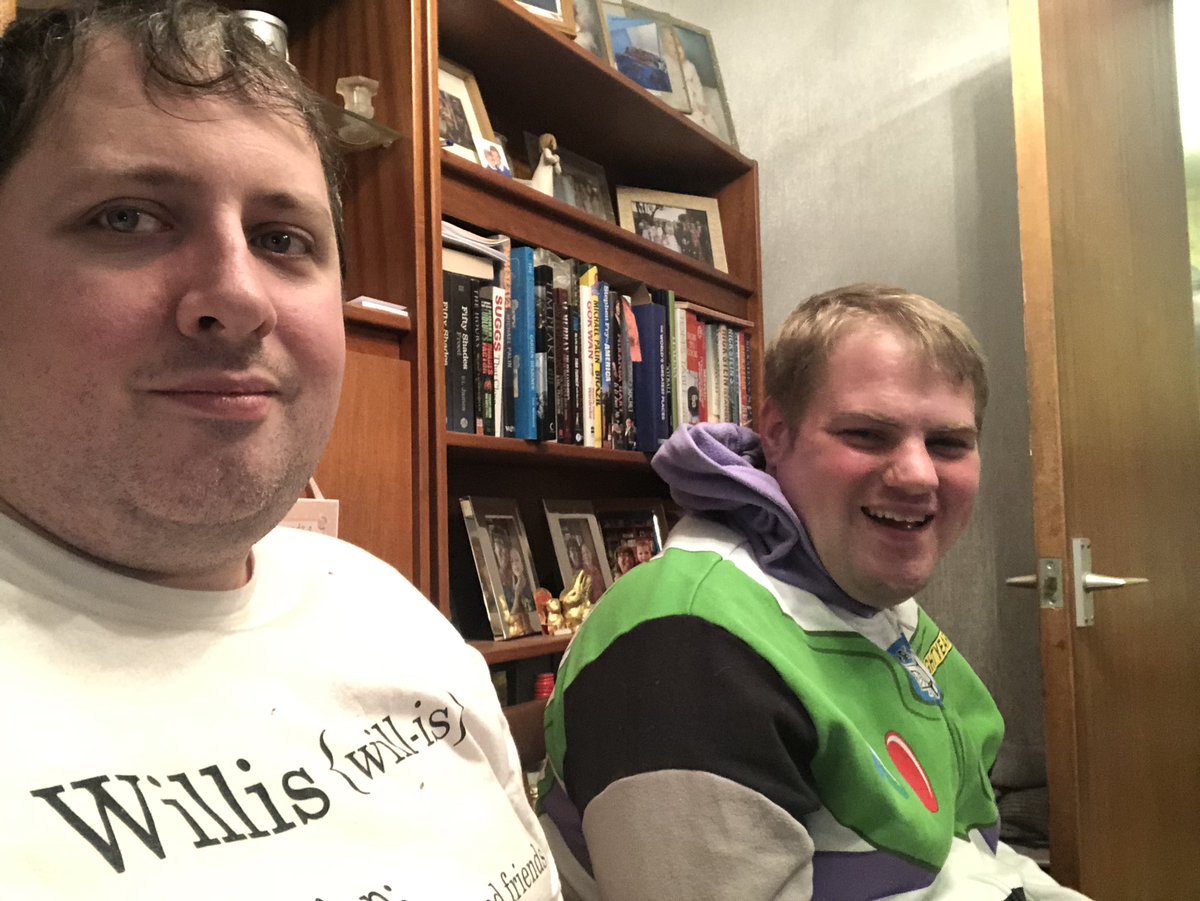 TheMattAttackUK's tweet photo. Family time, always fun!!! #MyBuzz https://t.co/qNUNtOpQhw