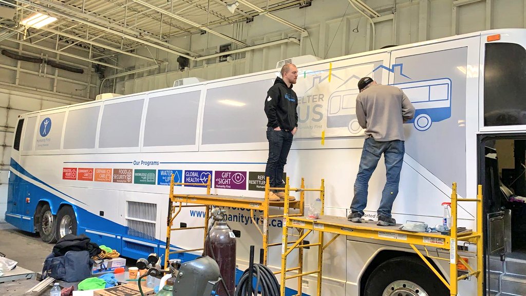 MubashirAKhalid's tweet photo. Nick, Rick &amp; team of amazing volunteers putting on final touches on @humanityfirst Shelter Bus for Homeless. 

Take a tour of this bus tomorrow March 10 at 10610 Jane Street in Vaughan. (10am-2pm)
#shelterbus https://t.co/cJc8p2JYdi