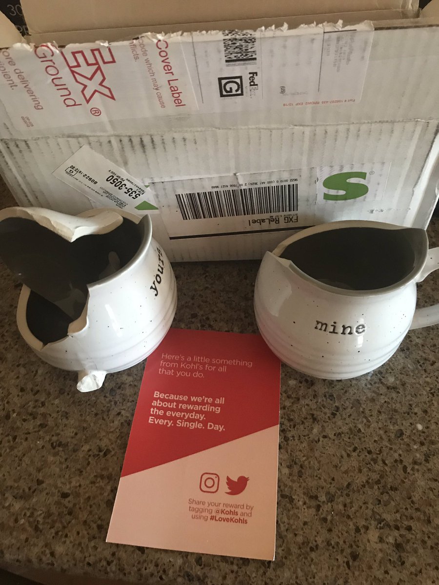 twoletters's tweet photo. @Walterl323 @gofooji Mine arrived he same https://t.co/GXUNhkwiNH