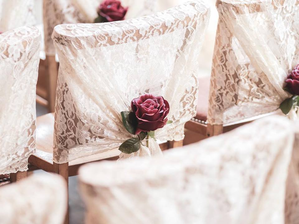 Simply Bows and Chair Covers, Knutsford  We are a multi-award winning venue stylist. We specialise in luxury table linen, chair covers, chair hire and décor.
weddingsuppliersnearme.co.uk/places/united-… #venuestylist #chaircovers #cheshirewedding @SimplyBowsChesh #cheshireweddings