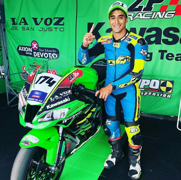 RacingZp's tweet photo. La magia sigue intacta! 
P1 para @AndresGon74 🚀
Vamos negro ✊✊✊ https://t.co/rqeDEPVjDd
