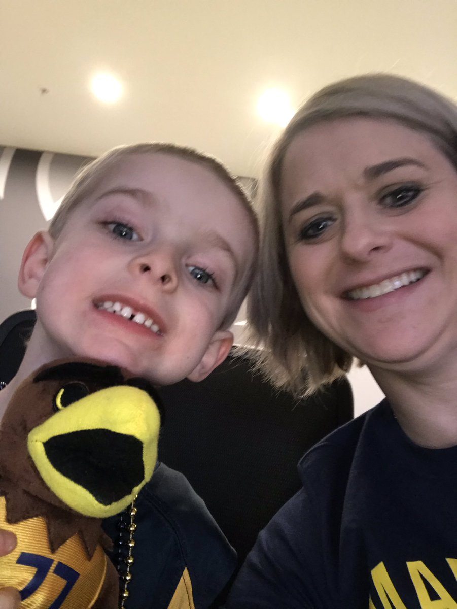 kurdy929's tweet photo. Go Marquette! #WeAreMarquette https://t.co/gHnsAxiWXJ