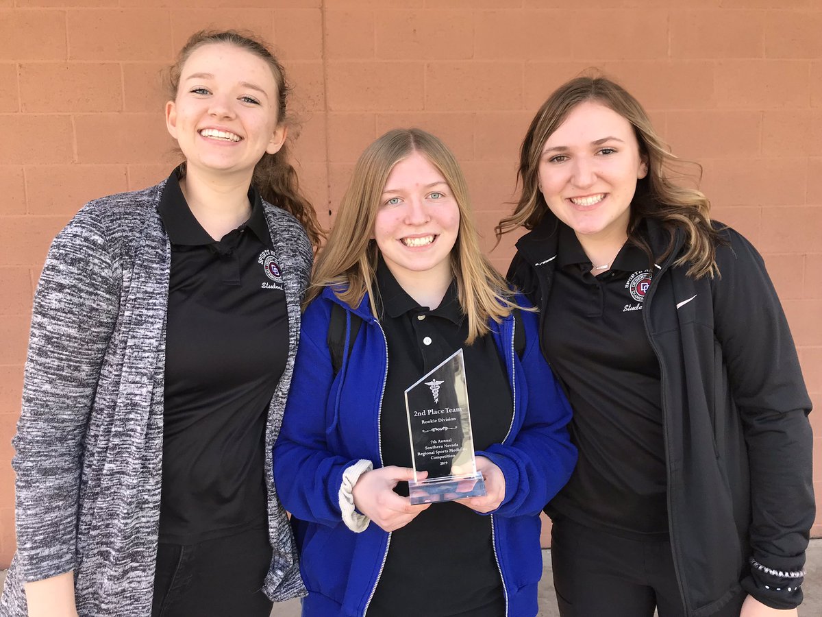 DOSportsMed's tweet image. Proud 2nd place winners of the 7th annual Southern Nevada Regional Sports Medicine Competition. @DOHS_ORourke @DOHSAthletics @DesertOasisHSLV