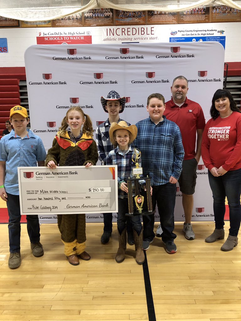 GenesisP2S's tweet photo. Putting $$ in a piggy bank was never so much fun! Congrats to the winners @MilanSchoolCorp @MooresElem @SR_Raiders @RCEA001 @AndersonIndians @BulldogsBville #RGMC2019 #RUBE2019 #GreatKidsThriveHere #RipleyCountyRocks #PennyThePig @_GermanAmerican @RubeGoldberg https://t.co/tkU6VjIMTw