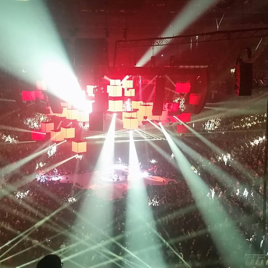 horsebookends's tweet photo. @MetallichatPod here's my contribution! #MetInKC https://t.co/GDjxIjf8Tn