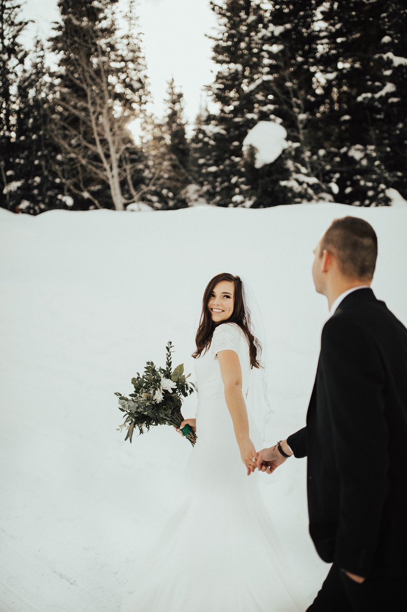 KCraynor's tweet photo. Mr. &amp; Mrs. Rich https://t.co/RaJ5mc57E4