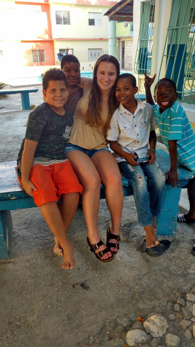 ASommer17's tweet photo. This past week has been the most amazing week of my life. I’ve never been given so much love like the kind these boys gave me. I will forever cherish the endless laughs and memories made with them. Una hermana para siempre gracias República Dominicana ❤️ https://t.co/5uiv4zXxgU