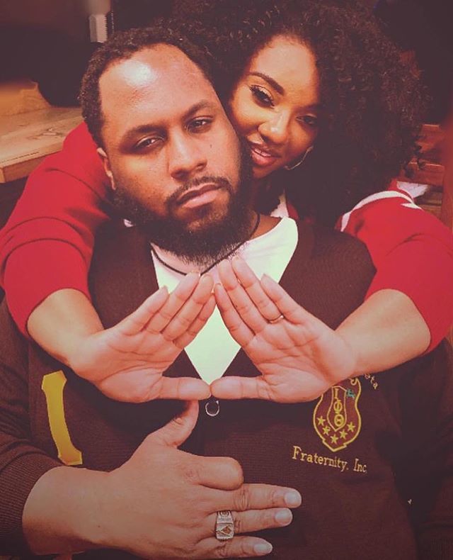 d9loveapp's tweet photo. Dangerously in Love! ❤️
#owtlaw #deltagirlsrock #cutecouple #blacklove #greeklove #d9love
#repost @blackgreeksnation
・・・ @virgoprodigy and @noble1893 ❤️❤️❤️❤️ #deltasigmatheta #iotaphitheta #thetalove https://t.co/SR4fUBqLt5 https://t.co/cN7WscGnyp